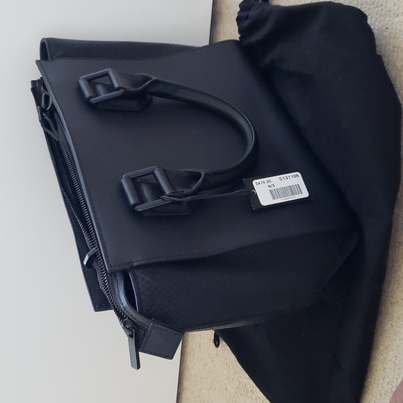 Kendall + Kylie handbag - Picture 6 of 12